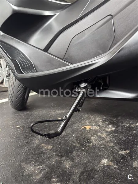 Honda PCX 125 – Vista 11