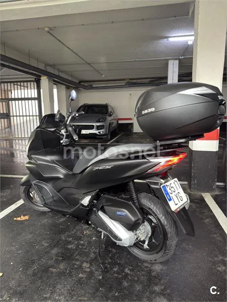 Honda PCX 125 – Vista 19