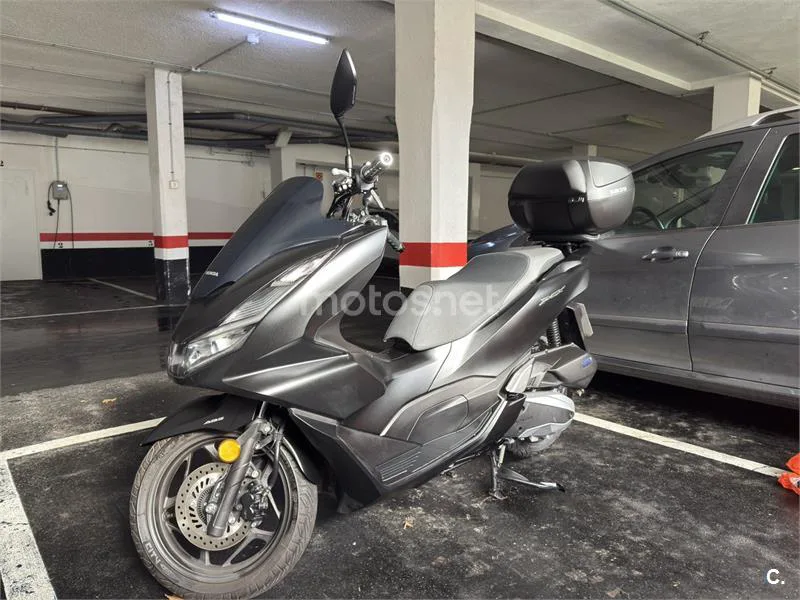 Honda PCX 125 – Vista 7