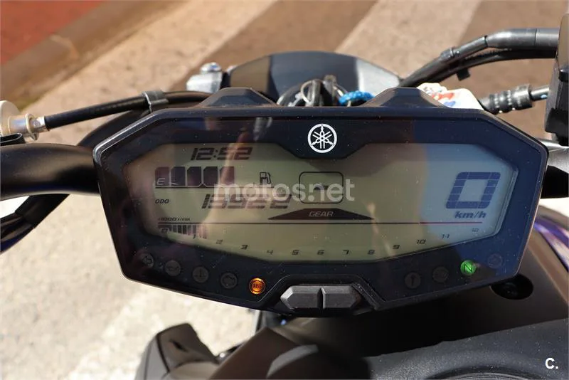 Yamaha MT-07 – Vista 7