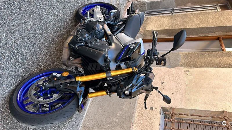 Yamaha MT-09 – Vista 2