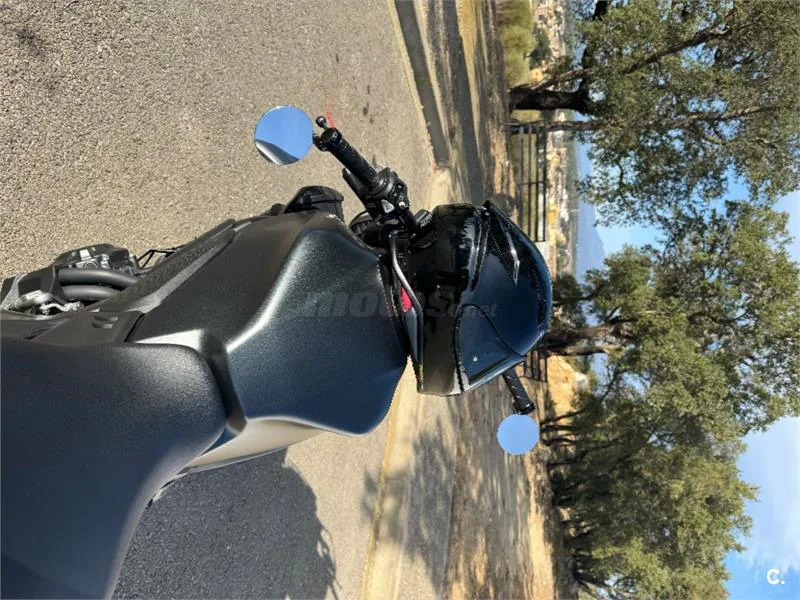 Honda CB 650 R – Vista 3
