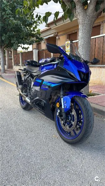 Yamaha R7 – Vista 3