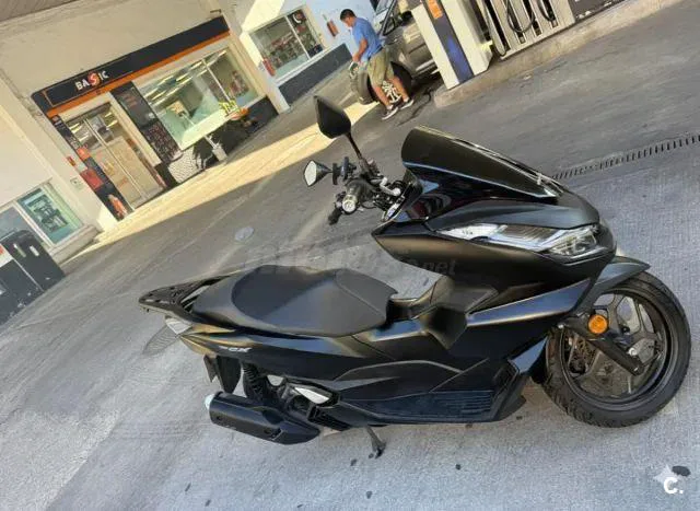 Honda PCX 125 – Vista 2