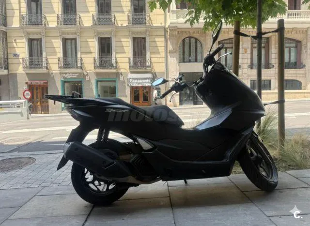 Honda PCX 125 – Vista 5