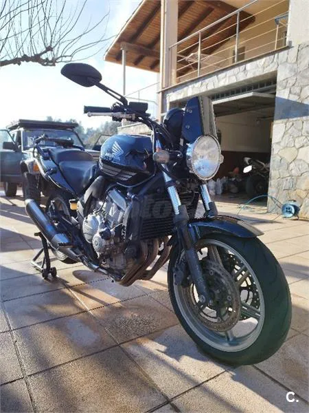 Honda CBF 600N – Vista 3