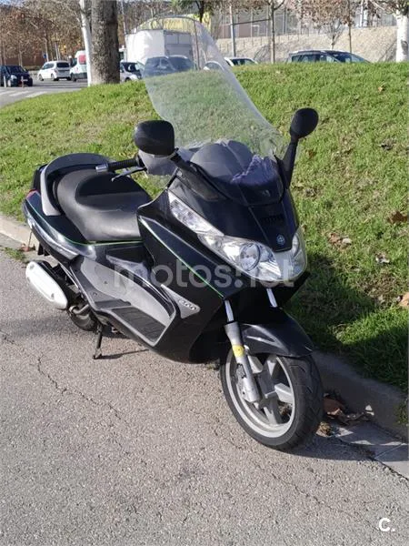 Piaggio X8 200 – Vista 6