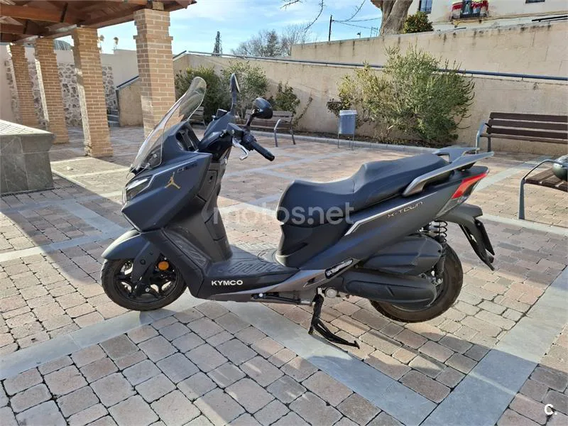 Kymco X-Town CT 125 – Vista 3