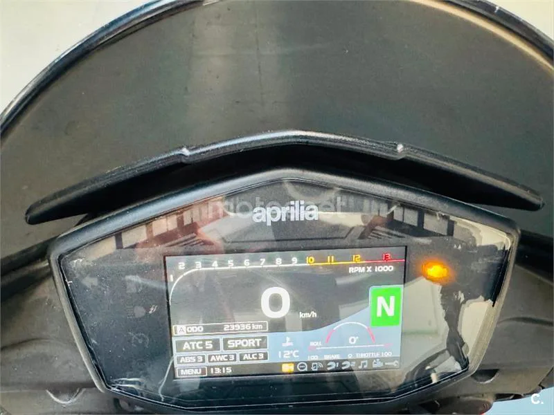 Aprilia Tuono V4 1100 Factory – Vista 10