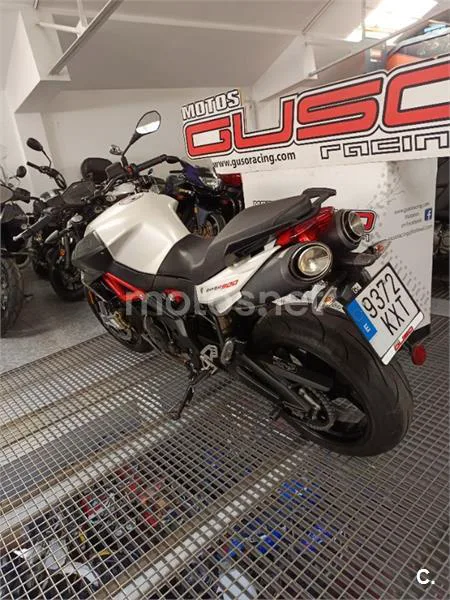 Aprilia Shiver 900 – Vista 5