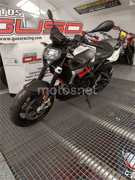 Aprilia Shiver 900 – Vista 7