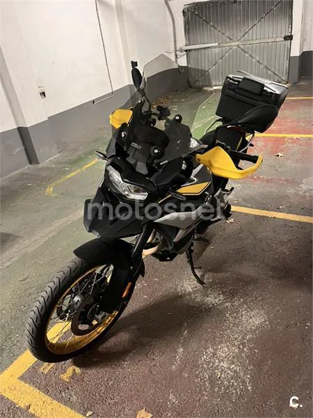 BMW F 850 – Vista 3