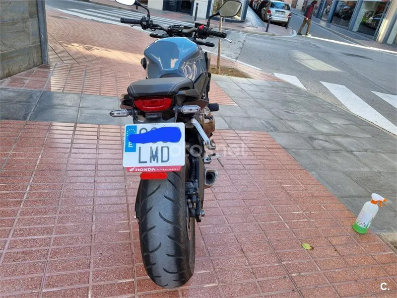 Honda CB 650 R – Vista 4