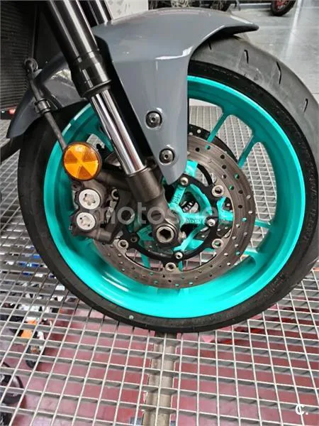 Yamaha MT-09 – Vista 6