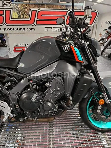 Yamaha MT-09 – Vista 9