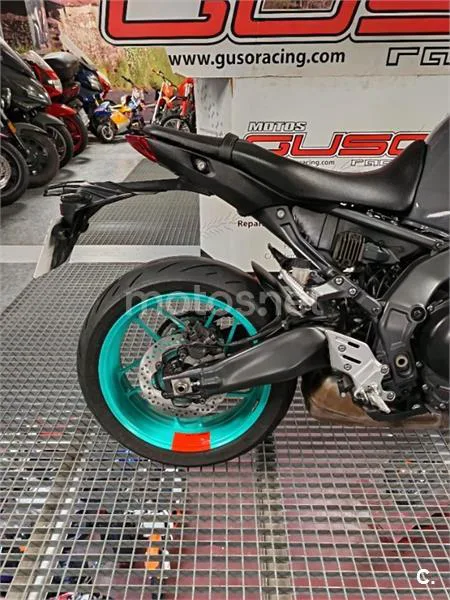 Yamaha MT-09 – Vista 10