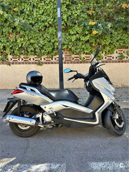 Yamaha XMAX 250 – Vista 2
