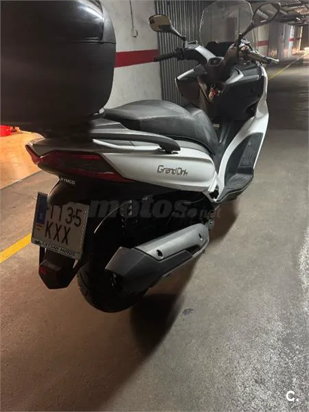 Kymco Grand Dink 300 – Vista 4