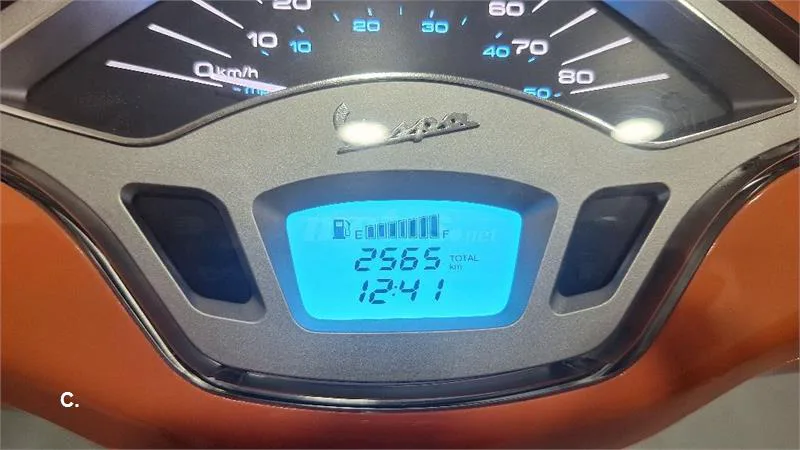 Vespa Primavera – Vista 5