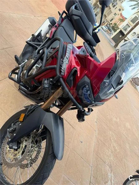 Honda CRF1000L Africa Twin – Vista 11