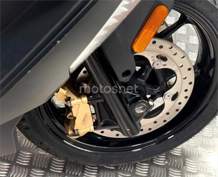 BMW C 400 GT – Vista 8