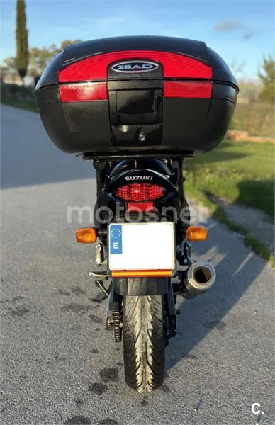 Suzuki GSX 750 F – Vista 6