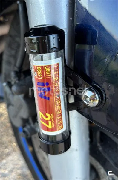 Suzuki GSX 750 F – Vista 9