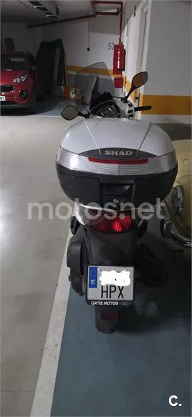Kymco People 125 GTi – Vista 3