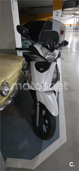Kymco People 125 GTi – Vista 4