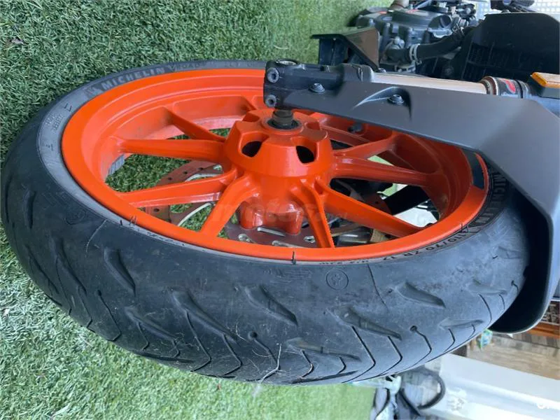 KTM 125 – Vista 5
