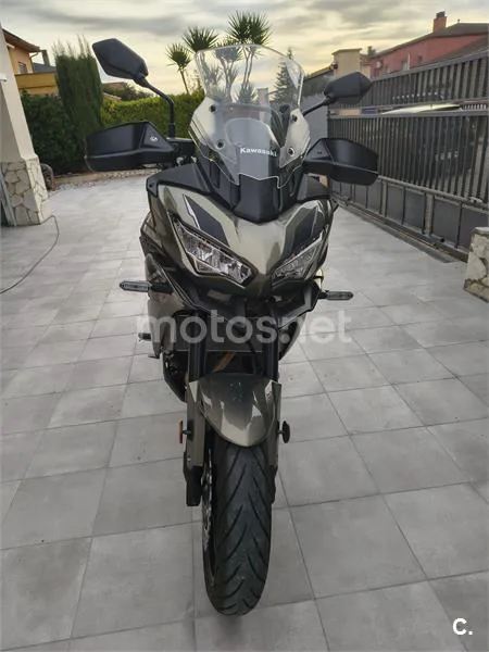 Kawasaki Versys – Vista 4