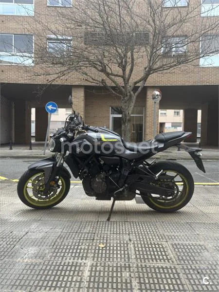 Yamaha MT-07 – Vista 2