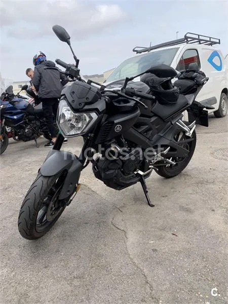 Yamaha MT-125 – Vista 4