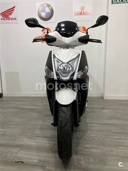 Kymco Agility City 125 – Vista 3