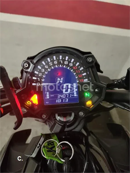 Kawasaki Z 650 – Vista 2