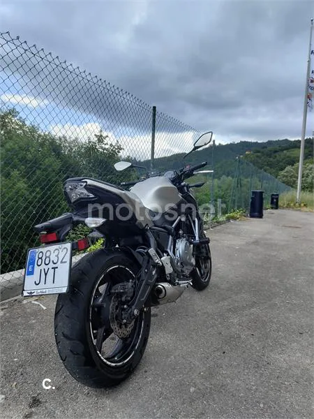 Kawasaki Z 650 – Vista 5