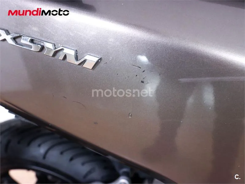 SYM Maxsym 400 – Vista 18