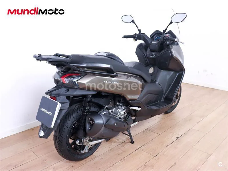 SYM Maxsym 400 – Vista 3