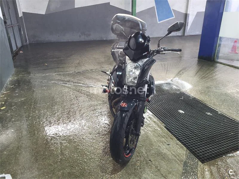 Kawasaki ER-6N – Vista 6