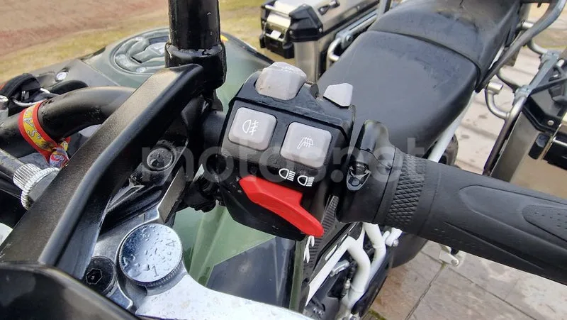 Triumph Tiger 900 – Vista 12