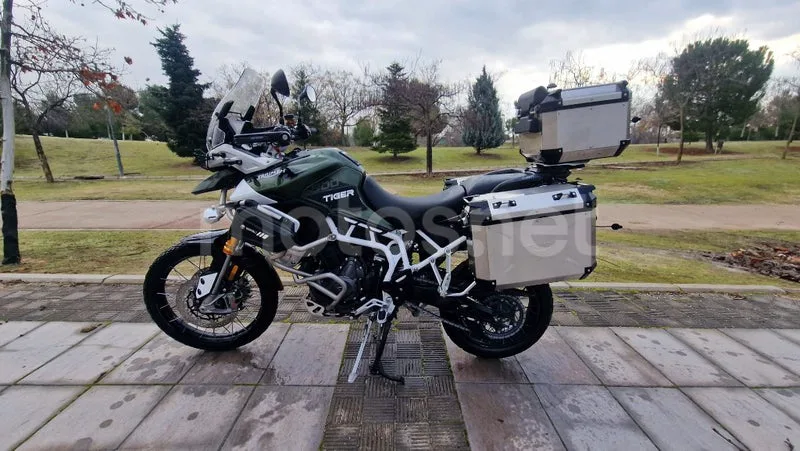 Triumph Tiger 900 – Vista 4
