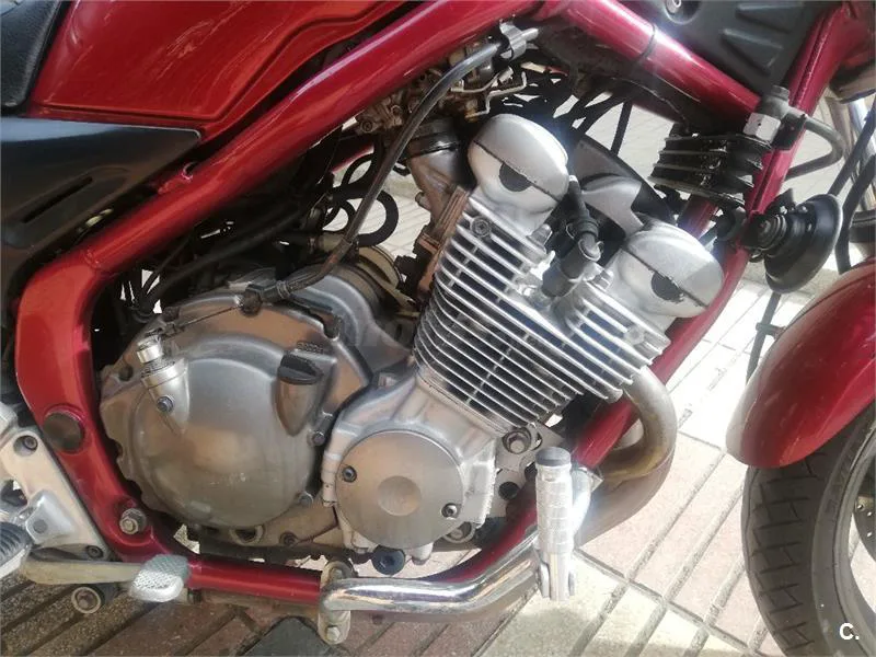 Yamaha XJ 600 Diversion N – Vista 8