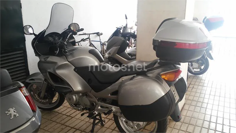 Honda NT 650 V Deauville 1600 € 2005 Sevilla - 2