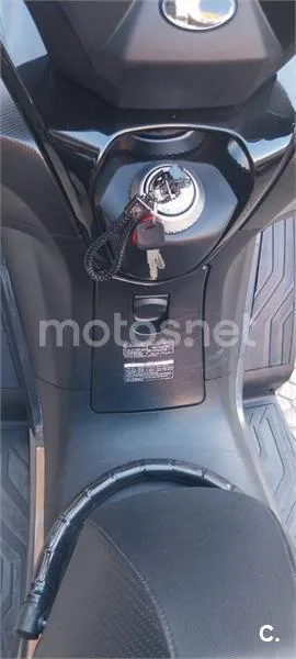 Kymco Super Dink 350 – Vista 5