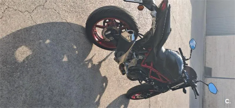 Suzuki SV 650 – Vista 4