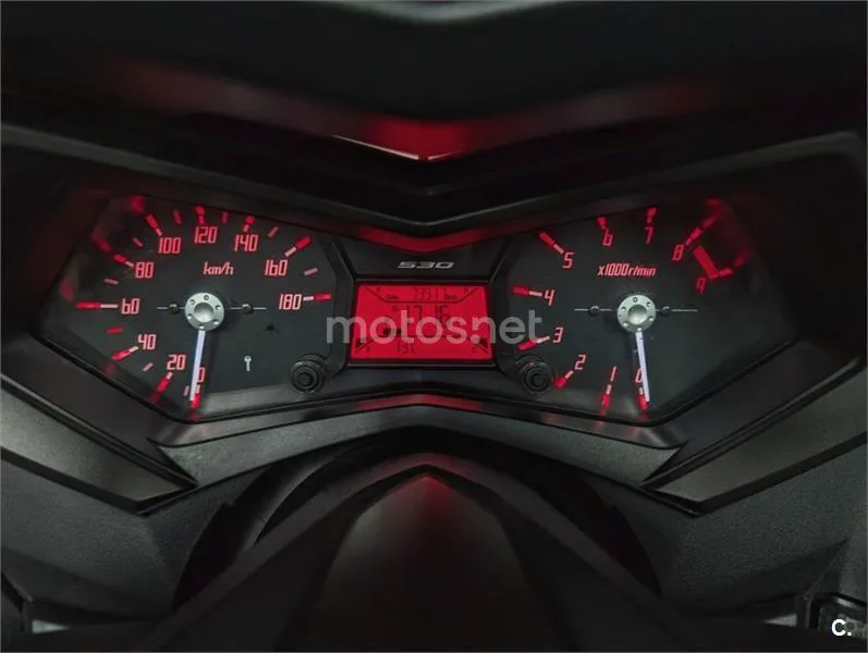 Yamaha TMAX 530 – Vista 12