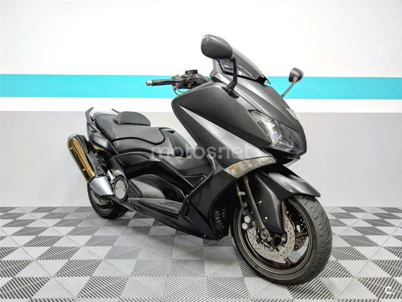 Yamaha TMAX 530 – Vista 4