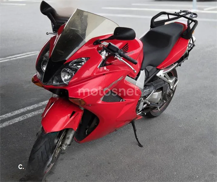 Honda VFR 800 FI – Vista 2