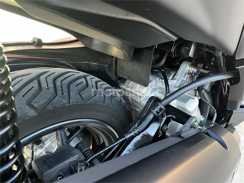 Yamaha XMAX 300 – Vista 5