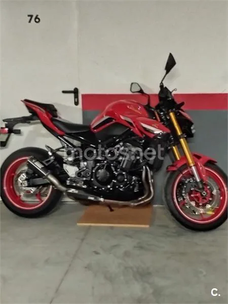 Kawasaki Z 900 – Vista 19